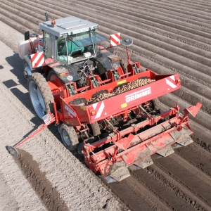ألة زارعة البطاطس 410 Grimme GL